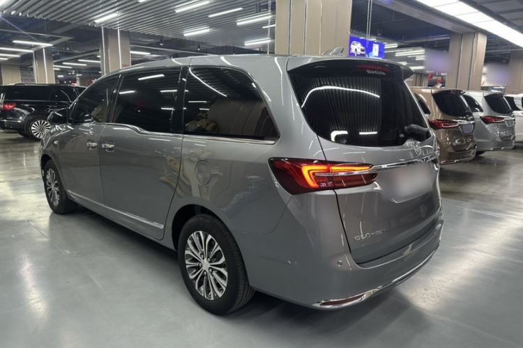 Used Buick GL8 2021 Land Cruiser Executive 652T Premium Model Exterior 2