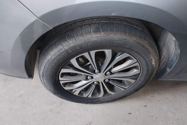 Used Buick GL8 2021 Land Cruiser Executive Class 652T Comfort Model Exterior 4