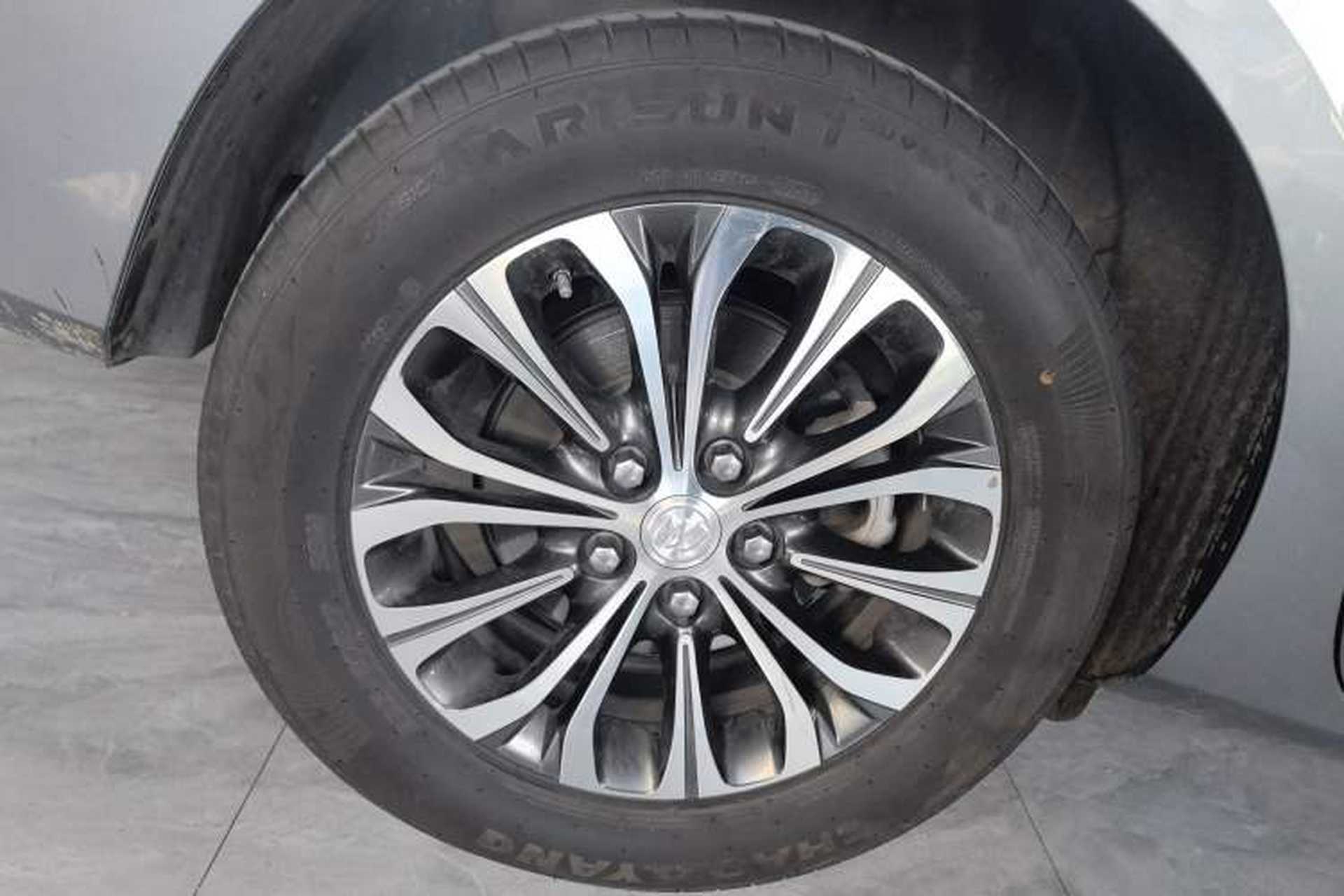 Used Buick GL8 2021 Land Cruiser Executive Class 652T Comfort Model Exterior 5