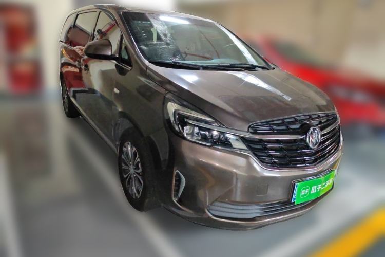 Used Buick GL8 2021 Land Cruiser Executive Class 652T Comfort Model Front Right 45 Deg