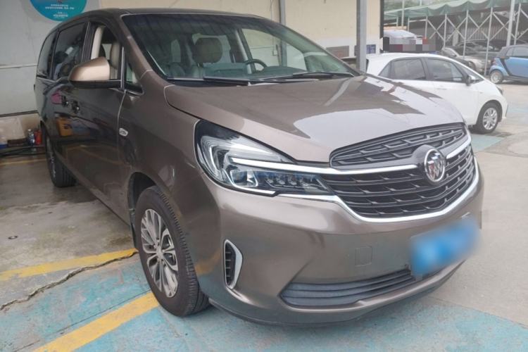 Used Buick GL8 2021 Land Cruiser Executive Class 652T Comfort Model Front Right 45 Deg