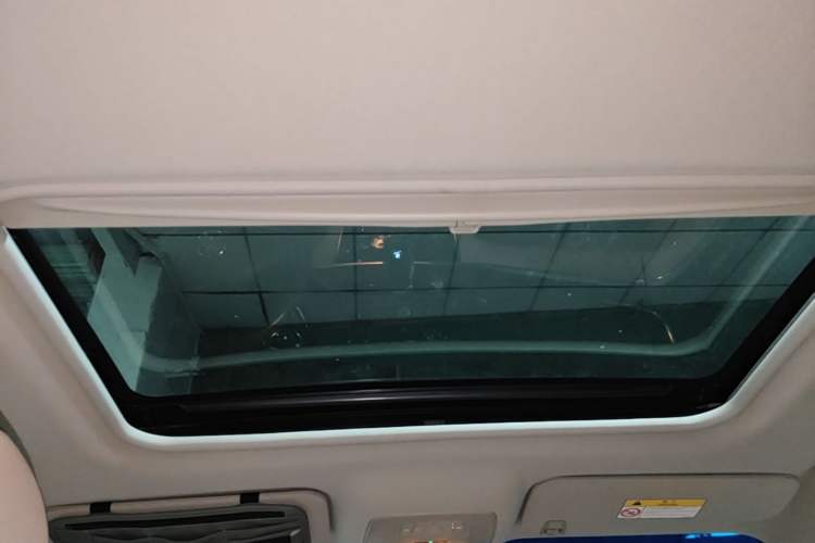 Used Buick GL8 2021 Land Cruiser Executive Class 652T Prestige Edition with Welfare Features Headliner