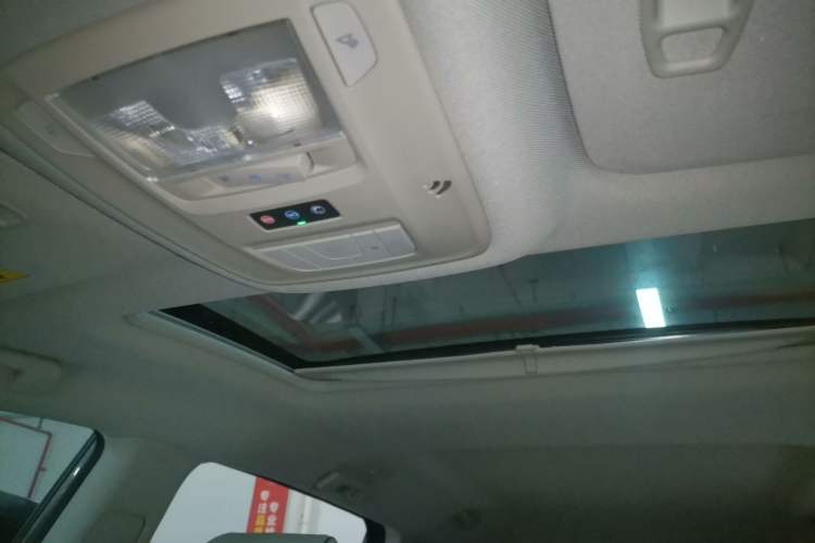 Used Buick GL8 2021 Land Cruiser Executive Class 652T Luxury Model Headliner