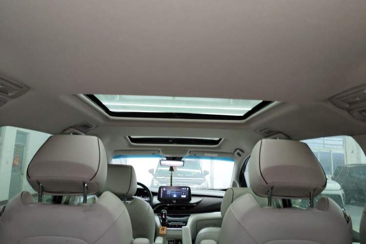 Used Buick GL8 2021 Land Cruiser Executive 652T Premium Model Headliner