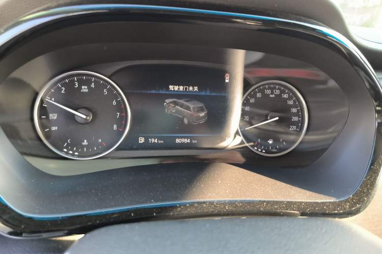 Used Buick GL8 2021 Land Cruiser Executive Class 652T Luxury Model Instrument Cluster