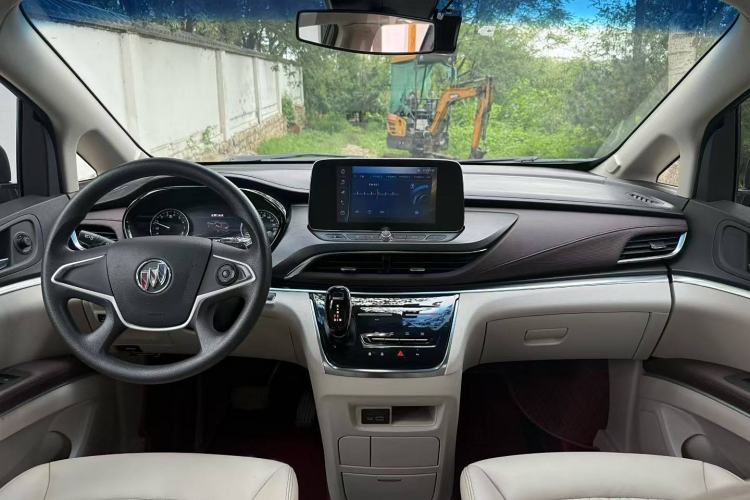Used Buick GL8 2021 Land Cruiser Executive Class 652T Comfort Model Interior 1
