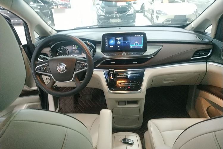 Used Buick GL8 2021 Land Cruiser Executive Class 652T Luxury Model Interior 2