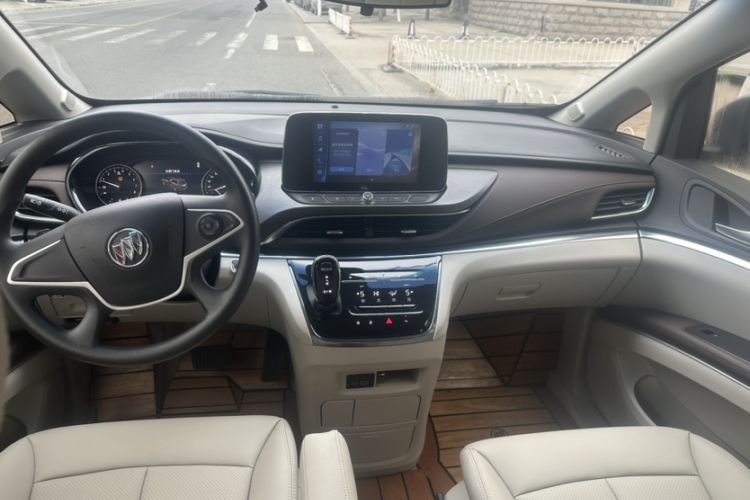 Used Buick GL8 2021 Land Cruiser Executive Class 652T Comfort Model Interior 2