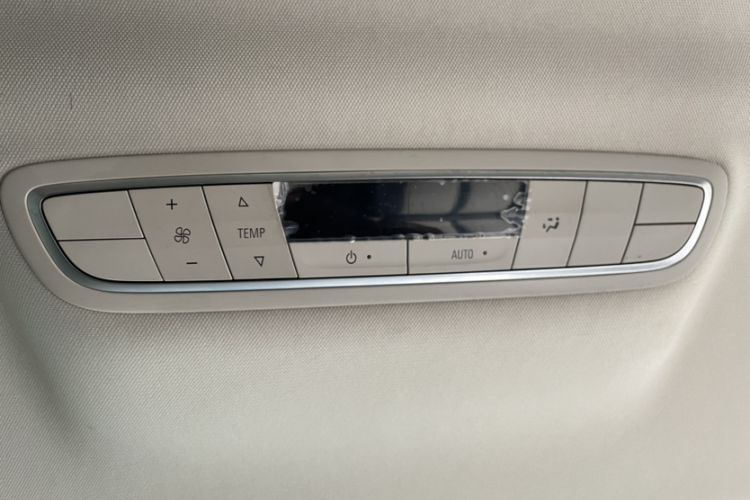 Used Buick GL8 2021 ES Landtrek 653T Comfort Edition Interior 5