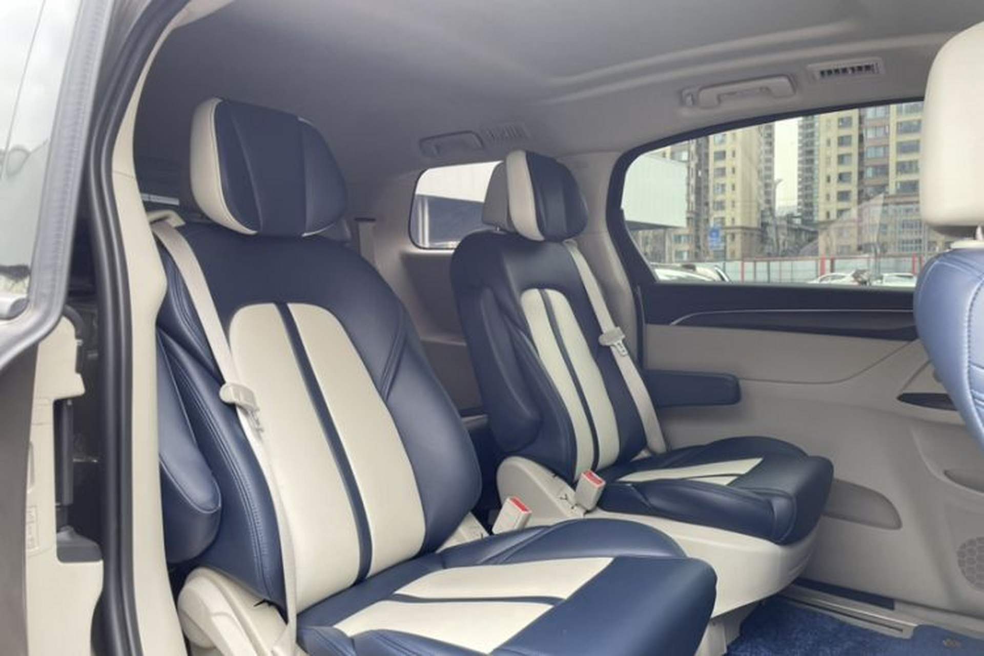Used Buick GL8 2021 ES Landtrek 653T Comfort Edition Interior 7