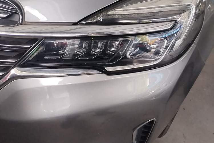 Used Buick GL8 2021 Land Cruiser Executive Class 652T Comfort Model Left Front Headlight
