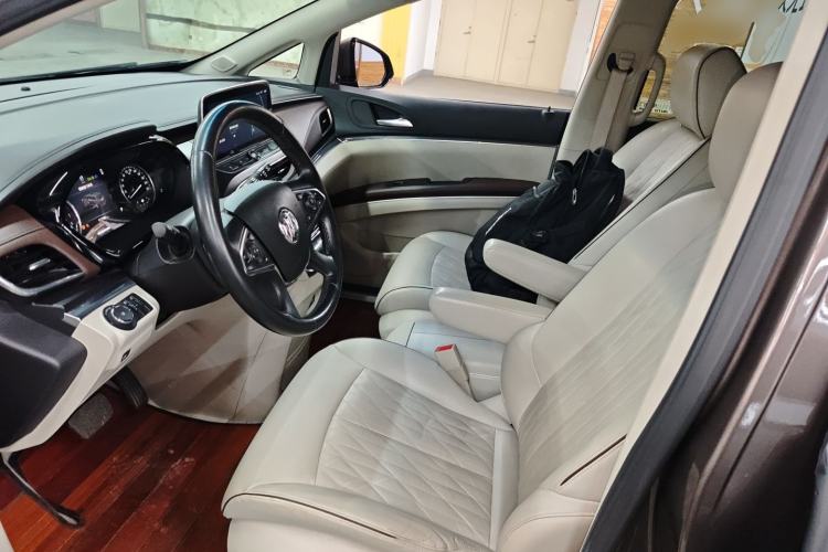 Used Buick GL8 2021 Land Cruiser Executive Class 652T Luxury Model Left Front Seat