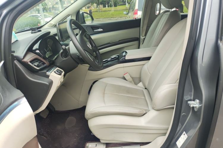 Used Buick GL8 2021 Land Cruiser Executive Class 652T Comfort Model Left Front Seat
