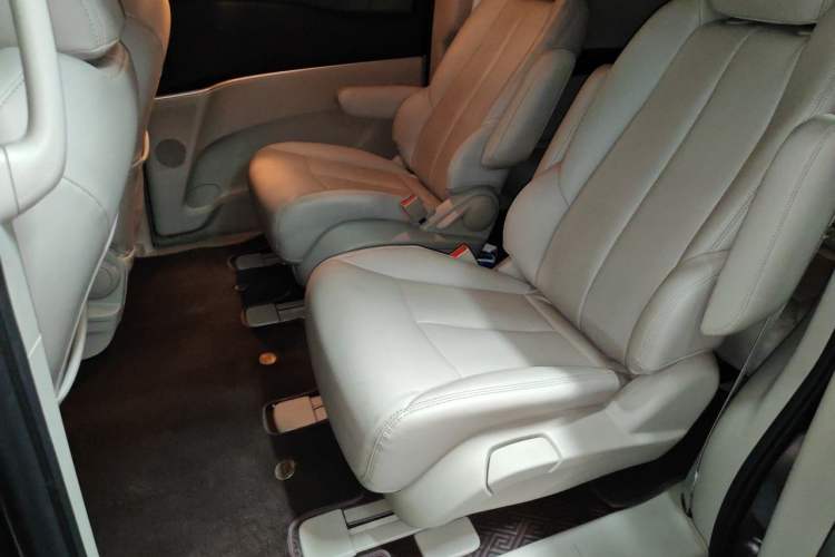 Used Buick GL8 2021 Land Cruiser Executive Class 652T Comfort Model Left Rear Seat
