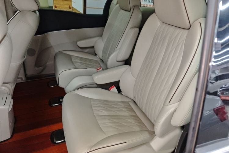 Used Buick GL8 2021 Land Cruiser Executive Class 652T Luxury Model Left Rear Seat