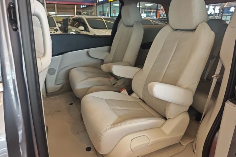 Used Buick GL8 2021 Land Cruiser Executive Class 652T Comfort Model Left Rear Seat