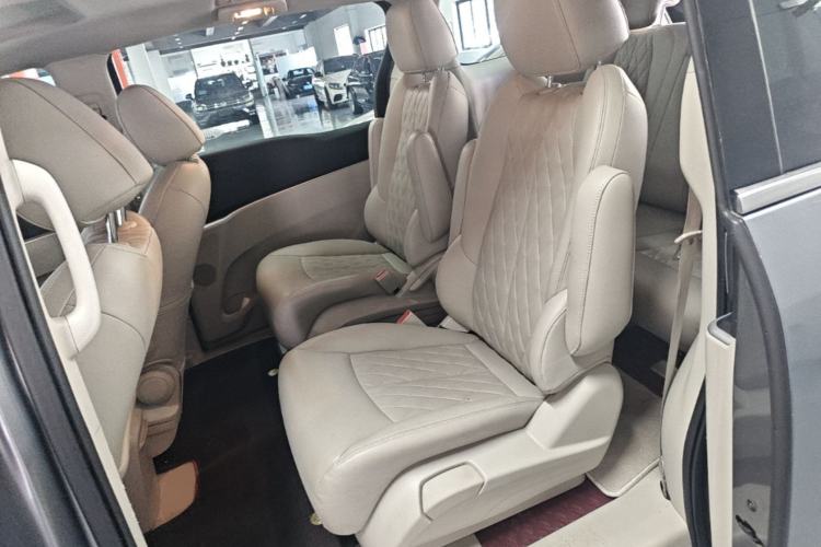 Used Buick GL8 2021 Land Cruiser Executive Class 652T Comfort Model Left Rear Seat