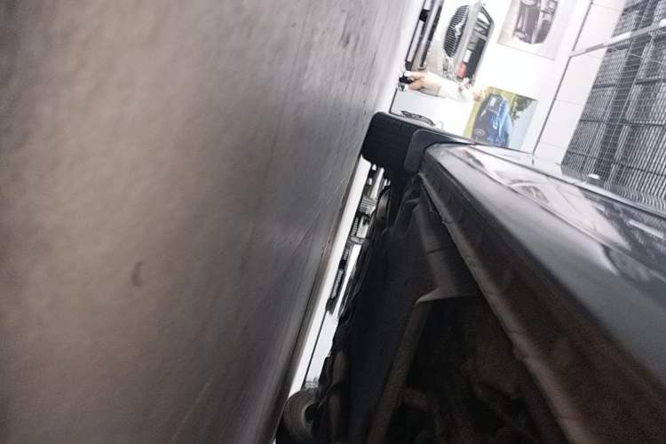 Used Buick GL8 2021 Land Cruiser Executive Class 652T Luxury Model Left Side Sill