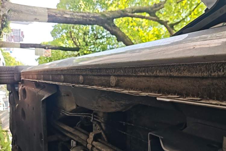 Used Buick GL8 2021 Land Cruiser Executive Class 652T Comfort Model Left Side Sill