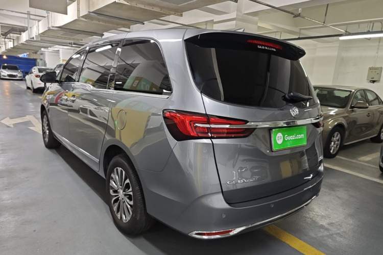 Used Buick GL8 2021 Land Cruiser Executive Class 652T Luxury Model Rear Left 45 Deg