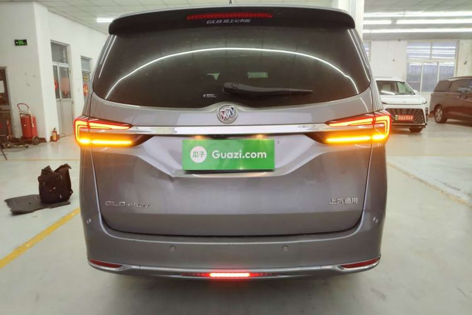 Used Buick GL8 2021 Land Cruiser Executive 652T Premium Model Rear