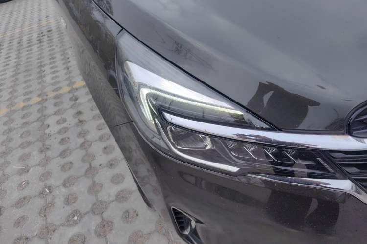 Used Buick GL8 2021 Land Cruiser Executive Class 652T Luxury Model Right Front Headlight