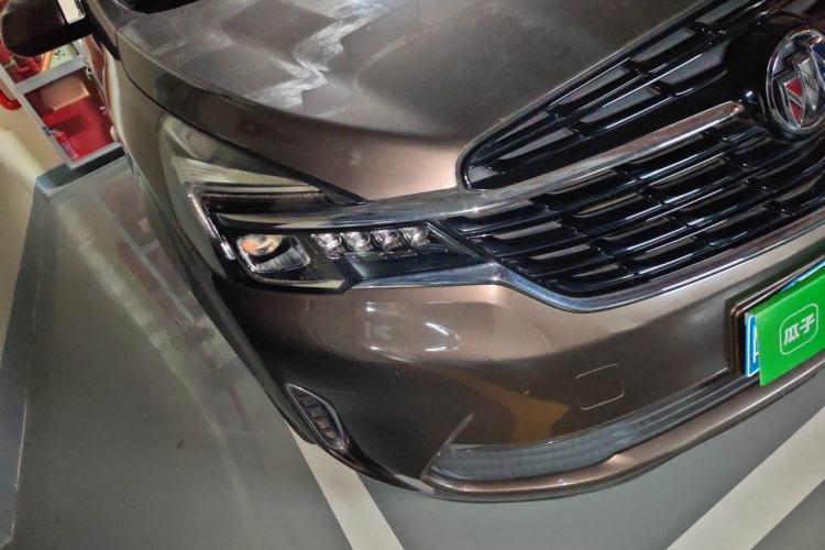 Used Buick GL8 2021 Land Cruiser Executive Class 652T Comfort Model Right Front Headlight
