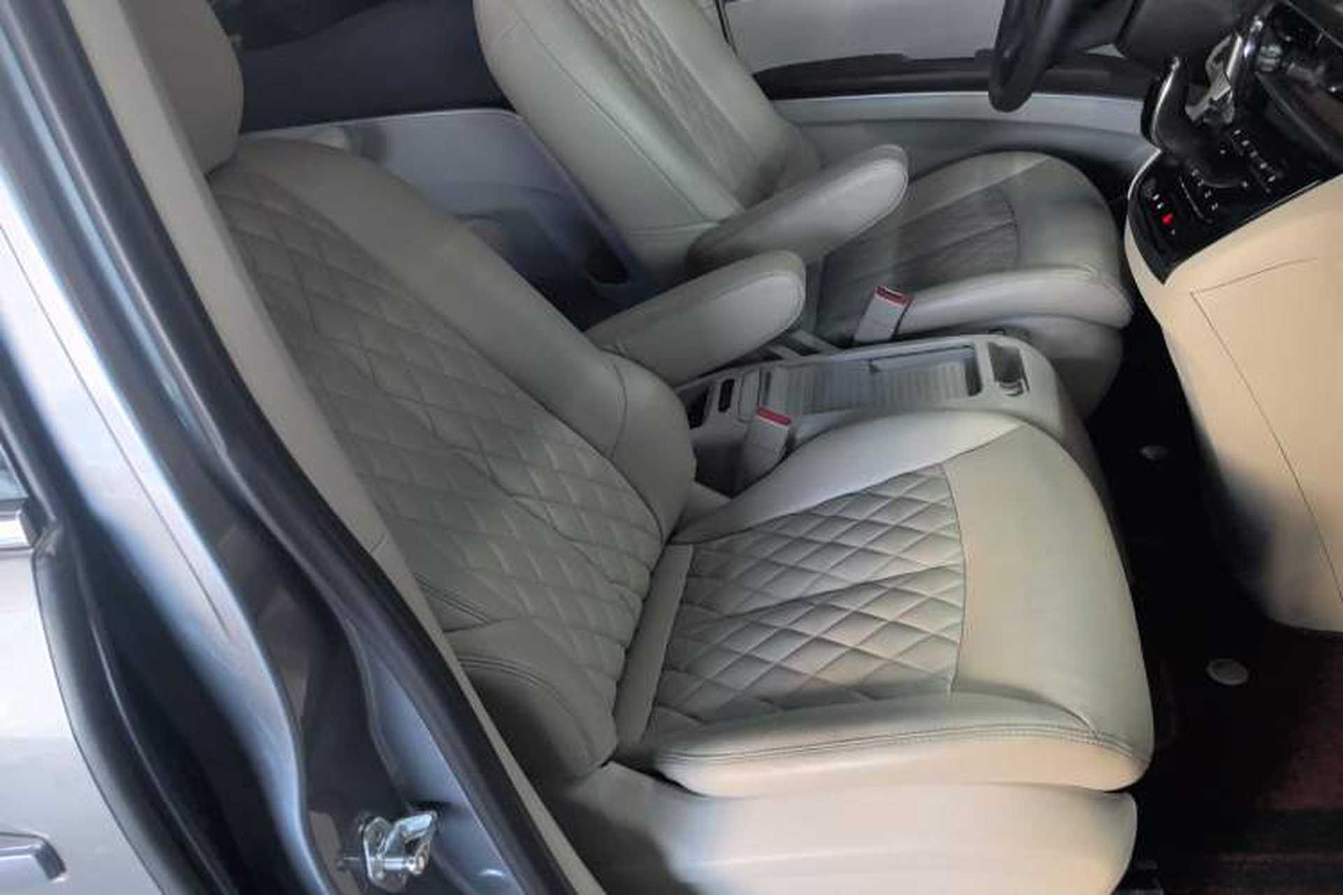Used Buick GL8 2021 Land Cruiser Executive Class 652T Comfort Model Right Front Seat