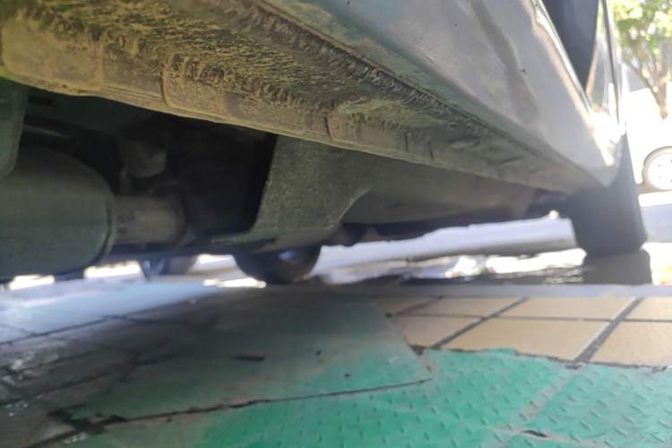 Used Buick GL8 2021 Land Cruiser Executive 652T Premium Model Right Side Sill