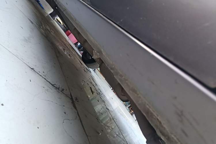 Used Buick GL8 2021 Land Cruiser Executive Class 652T Comfort Model Right Side Sill