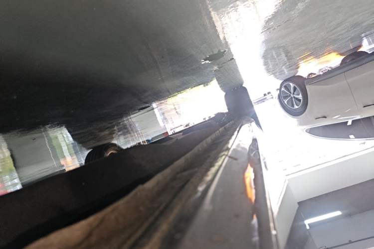 Used Buick GL8 2021 Land Cruiser Executive Class 652T Comfort Model Right Side Sill