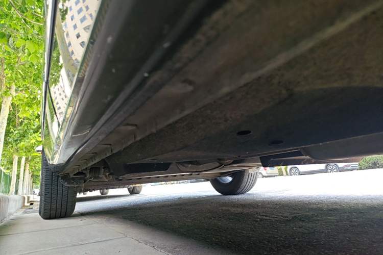 Used Buick GL8 2021 Land Cruiser Executive 652T Premium Model Right Side Sill