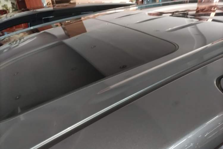 Used Buick GL8 2021 Land Cruiser Executive 652T Premium Model Roof