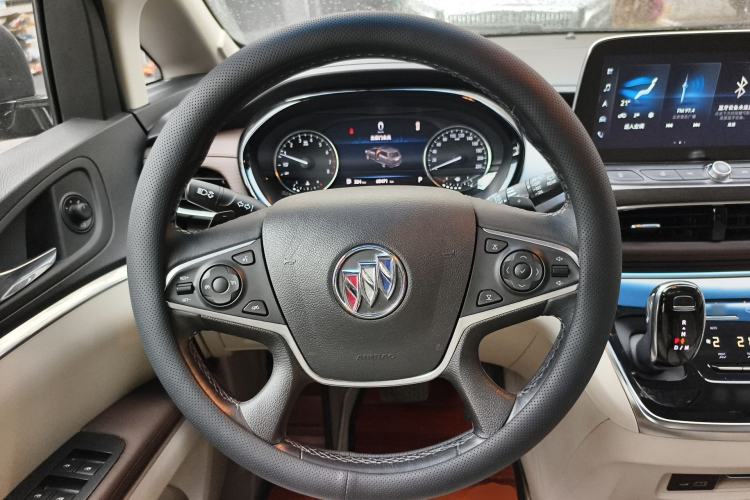 Used Buick GL8 2021 Land Cruiser Executive 652T Premium Model Steering Wheel