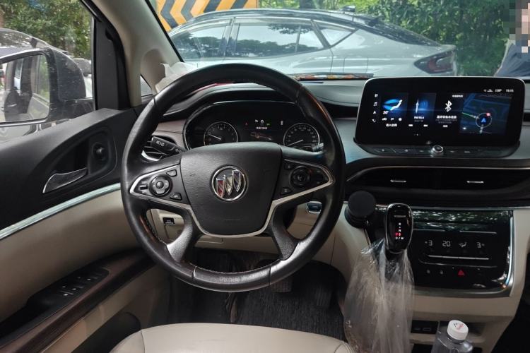 Used Buick GL8 2021 Land Cruiser Executive Class 652T Luxury Model Steering Wheel