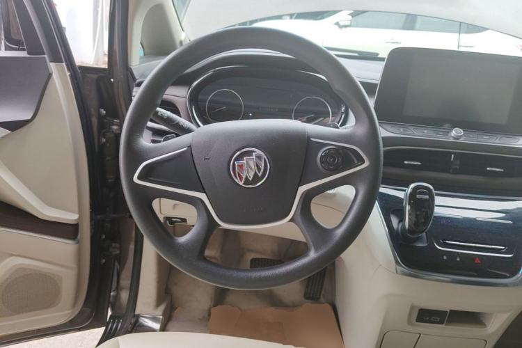 Used Buick GL8 2021 Land Cruiser Executive Class 652T Comfort Model Steering Wheel