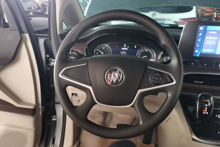 Used Buick GL8 2021 Land Cruiser Executive Class 652T Comfort Model Steering Wheel