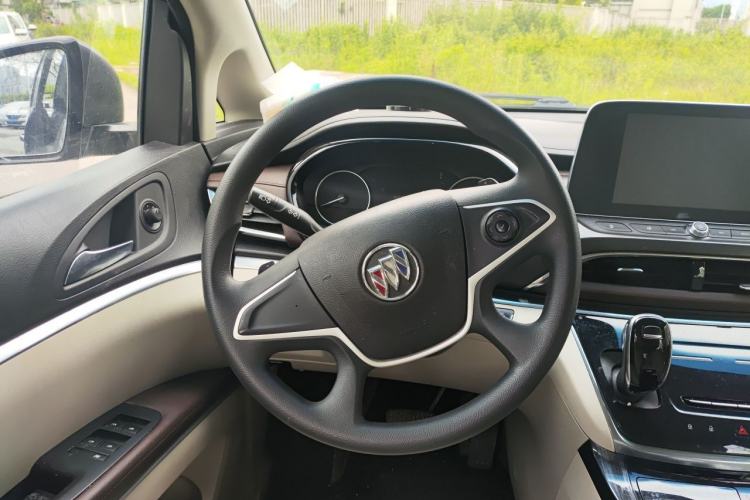 Used Buick GL8 2021 Land Cruiser Executive Class 652T Comfort Model Steering Wheel