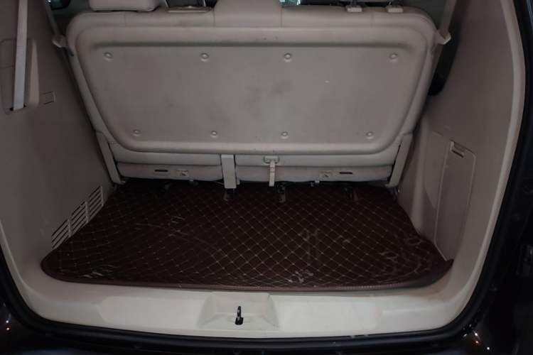 Used Buick GL8 2021 Land Cruiser Executive Class 652T Luxury Model Trunk