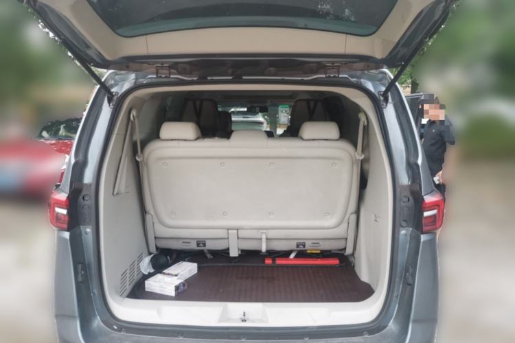 Used Buick GL8 2021 Land Cruiser Executive Class 652T Smart Luxury Model Trunk