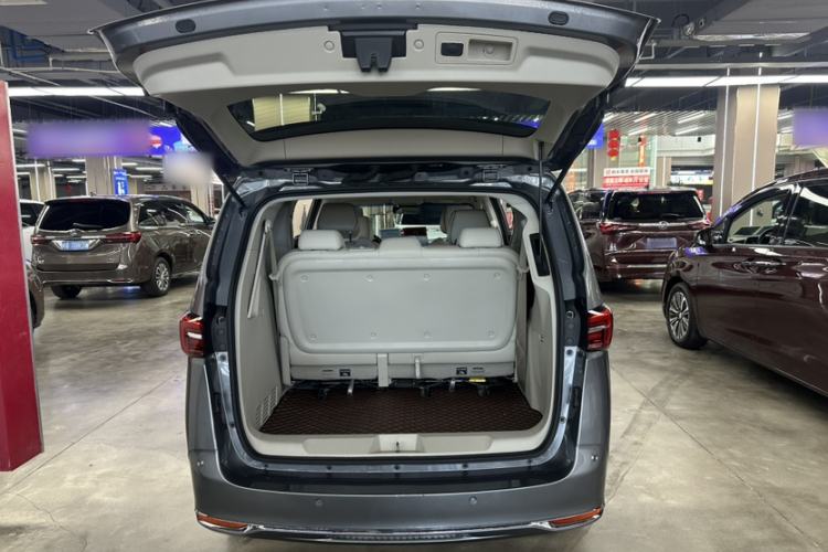 Used Buick GL8 2021 Land Cruiser Executive 652T Premium Model Trunk