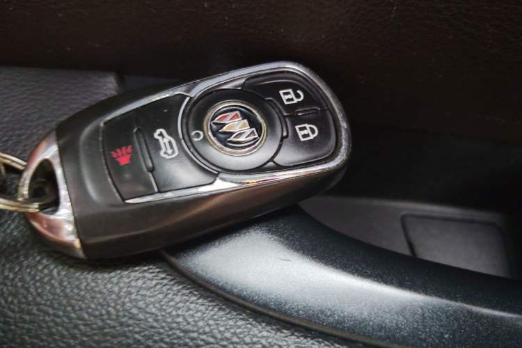 Used Buick GL8 2021 Land Cruiser Executive Class 652T Luxury Model Vehicle Key
