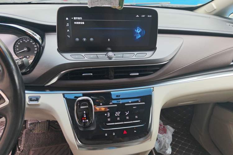 Used Buick GL8 2021 Land Cruiser Executive Class 652T Luxury Model Audio And AC Panel