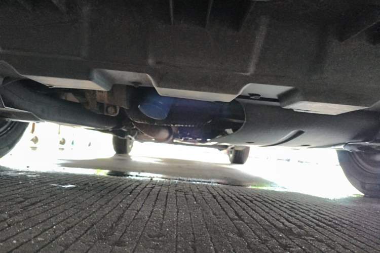 Used Buick GL8 2021 Land Cruiser Executive 652T Premium Model Chassis Front