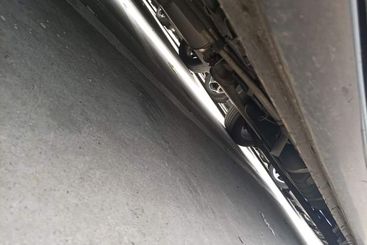 Used Buick GL8 2021 Land Cruiser Executive Class 652T Luxury Model Chassis Front Left