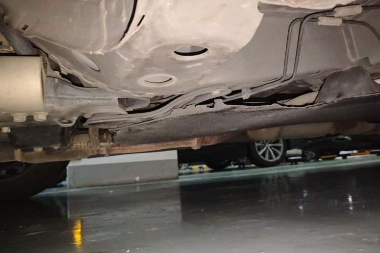 Used Buick GL8 2021 Land Cruiser Executive Class 652T Comfort Model Chassis Front Left