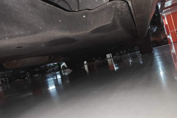Used Buick GL8 2021 Land Cruiser Executive Class 652T Comfort Model Chassis Front Left