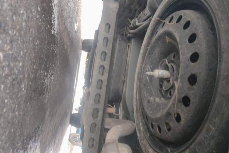 Used Buick GL8 2021 Land Cruiser Executive Class 652T Luxury Model Chassis Rear