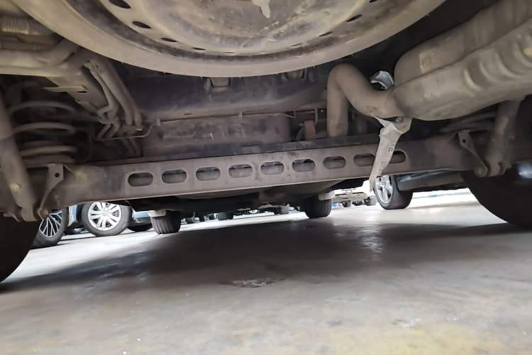 Used Buick GL8 2021 Land Cruiser Executive Class 652T Luxury Model Chassis Rear