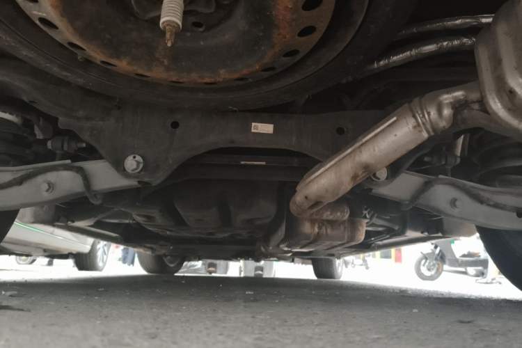 Used Buick GL8 2021 ES Landtrek 653T Luxury Model Chassis Rear